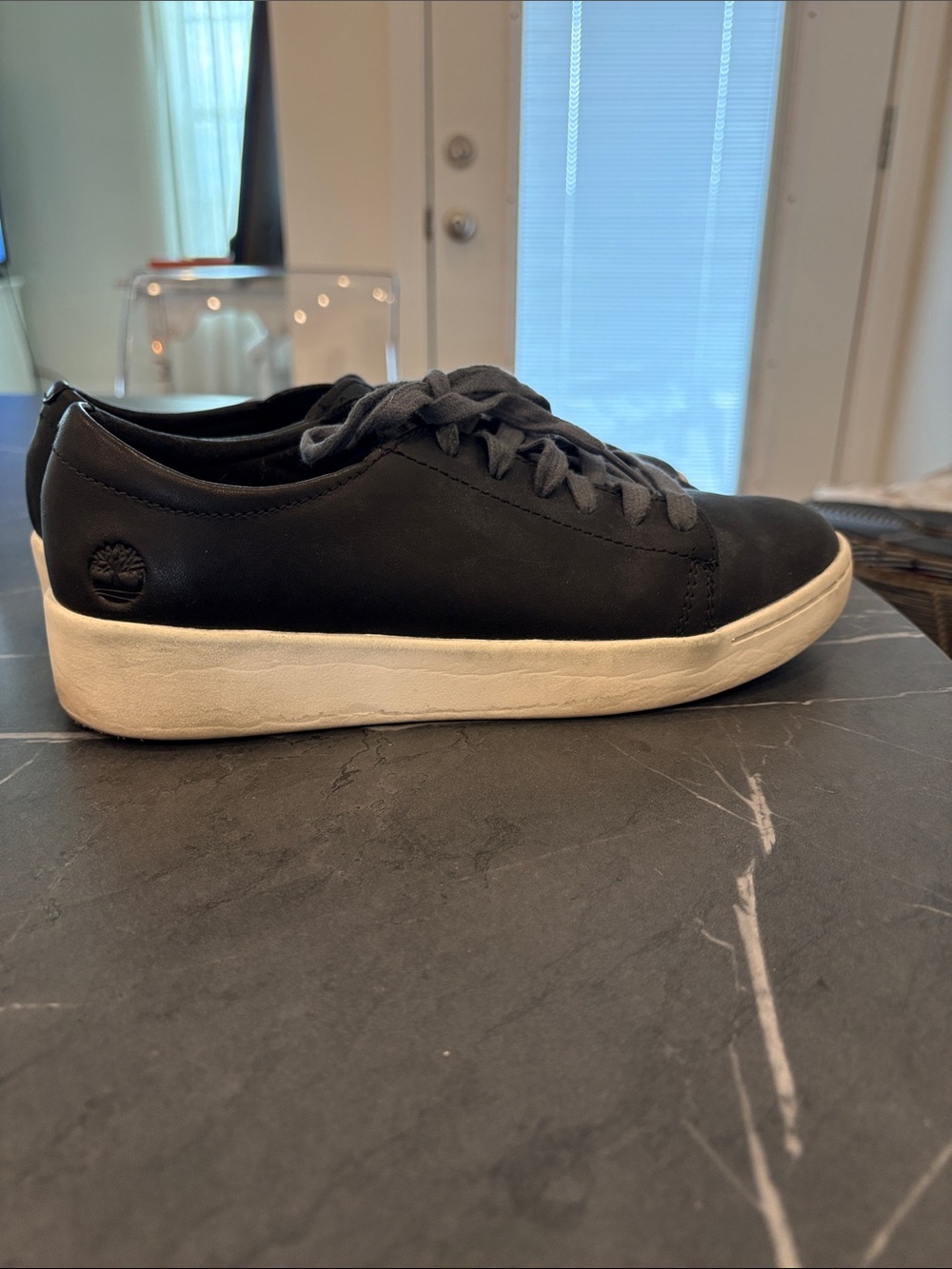 Timberland Black Low-Top Sneakers with Gray Laces - Picture 5 of 5